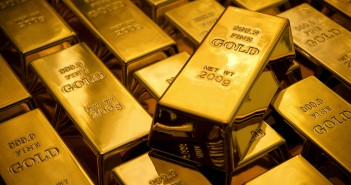 Qızıl bahalaşıb Gold-bullion-vault