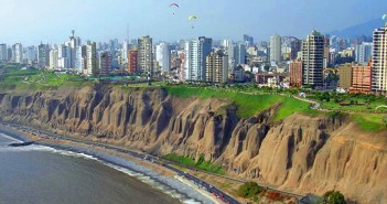 Perunun paytaxtında güclü yanğın olub, ölənlər var Lima-Peru-4